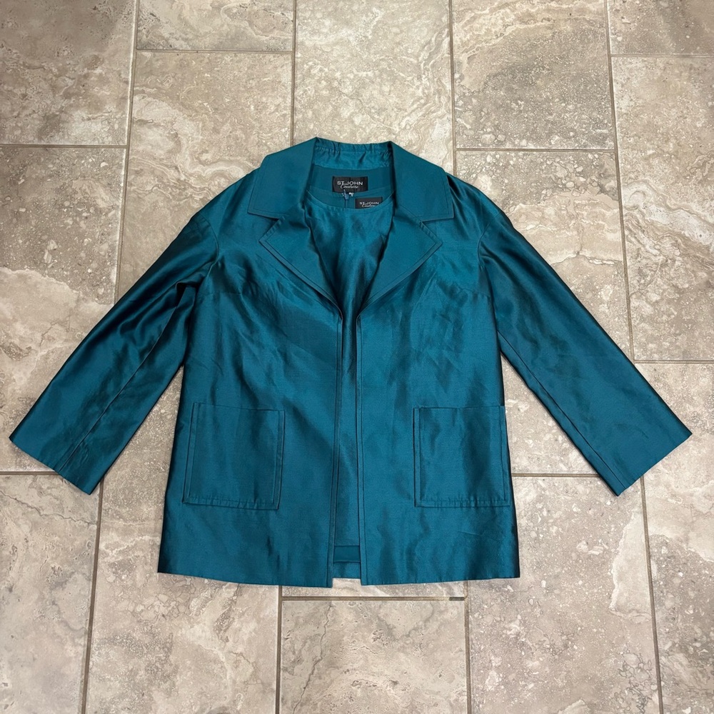St John Couture Green Suit Jacket sz 8 and blouse size 10‎